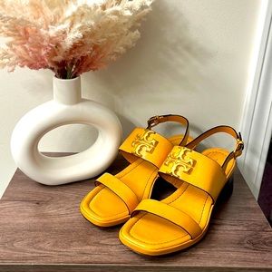 Tory Burch Eleanor size 7.5